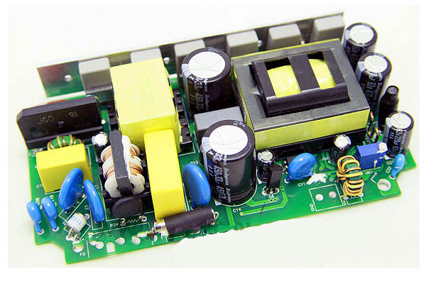 開關電源為什么要選擇用高頻變壓器