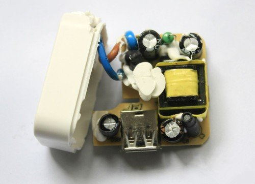 移動(dòng)電源的好幫手-三芯認(rèn)證變壓器